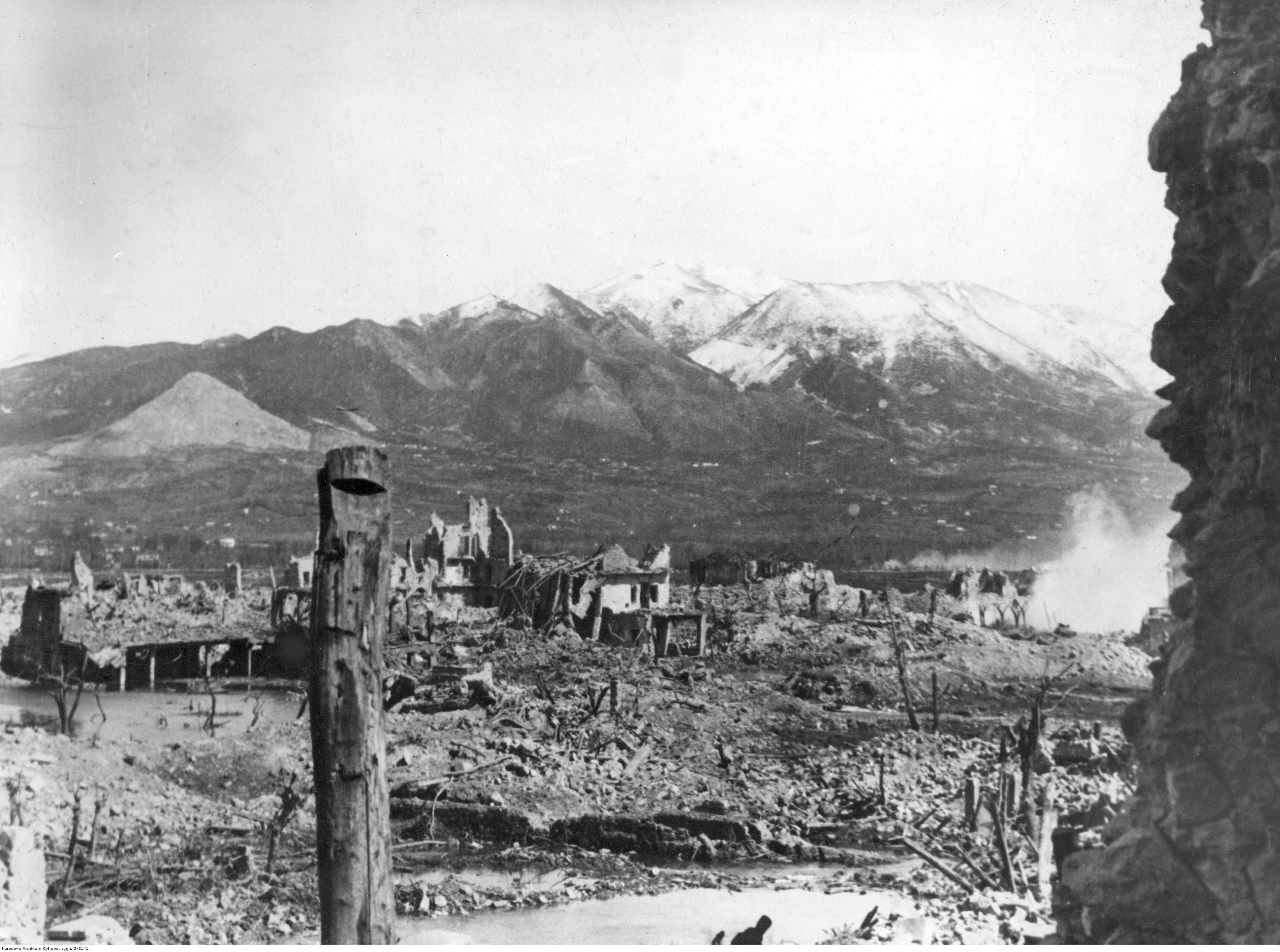 Panorama delle rovine di Cassino nel 1944